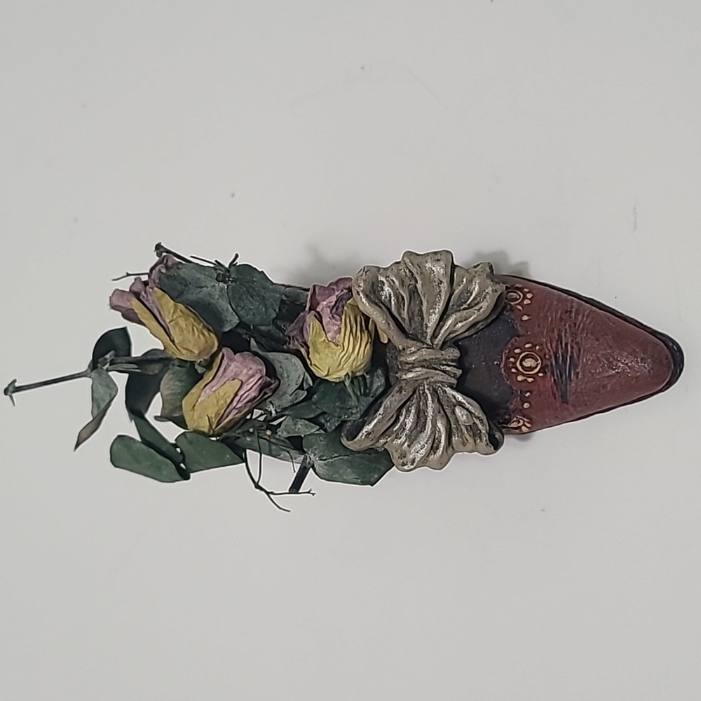 Victorian‎ Shoe with Flowers Burgundy - Picture 7 of 7